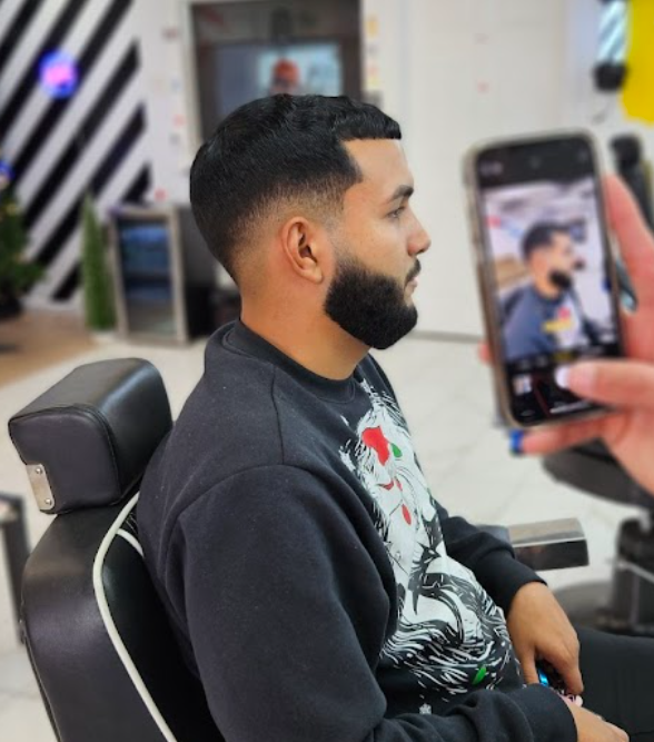 Sharp lineup and beard trim